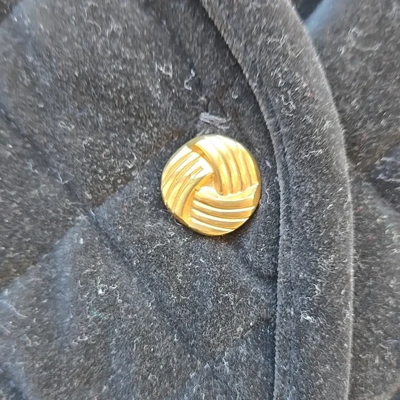 Vintage Quilted Velvet Gold Button Jacket - Picture 5 of 7